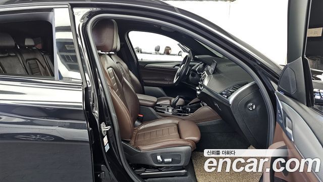 BMW X4 2021 — photo 17