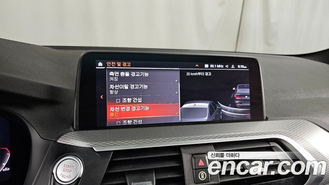 BMW X4 2021 — photo 22