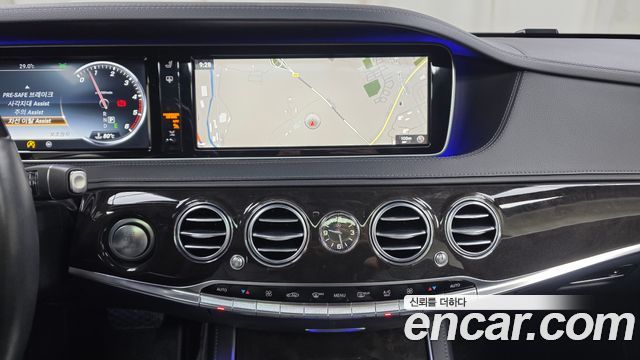 Mercedes-Benz S-Class 2016 — photo 16