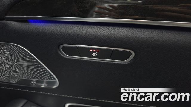 Mercedes-Benz S-Class 2016 — photo 18