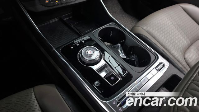 Kia Canival 2025 — photo 12