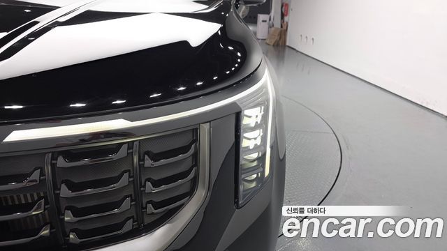 Kia Canival 2025 — photo 8