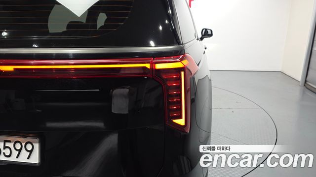 Kia Canival 2025 — photo 9