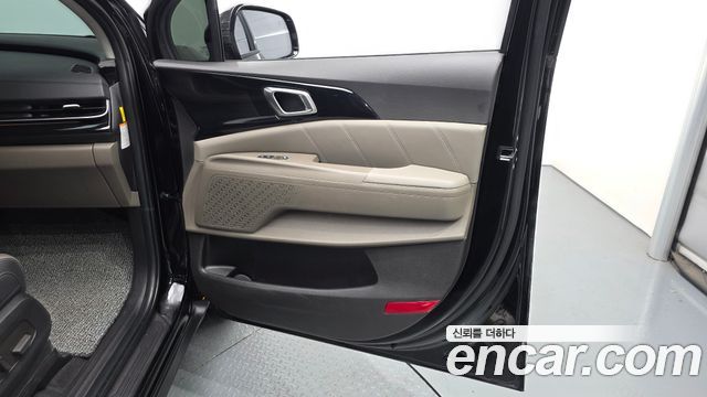 Kia Canival 2025 — photo 14