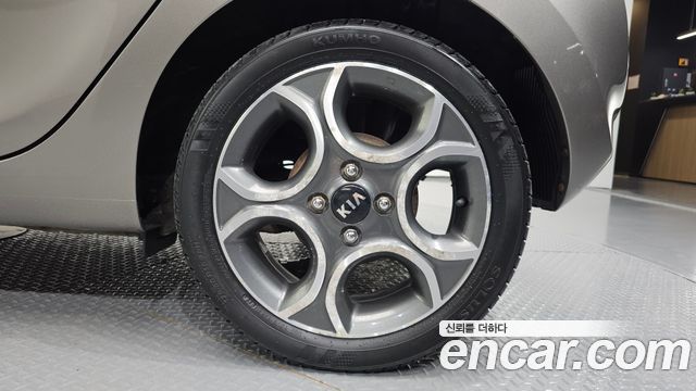 Kia morning 2014 — photo 7