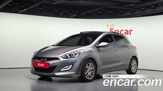 Hyundai i30 2014 — photo 1