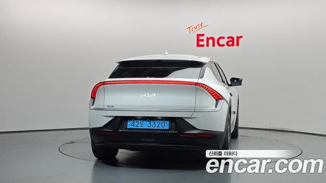 Kia EV6 2023 — photo 4