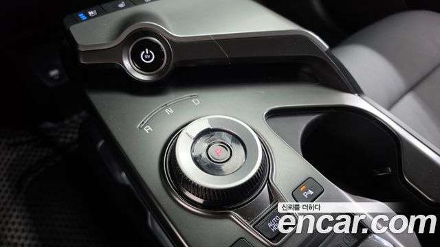 Kia EV6 2023 — photo 12