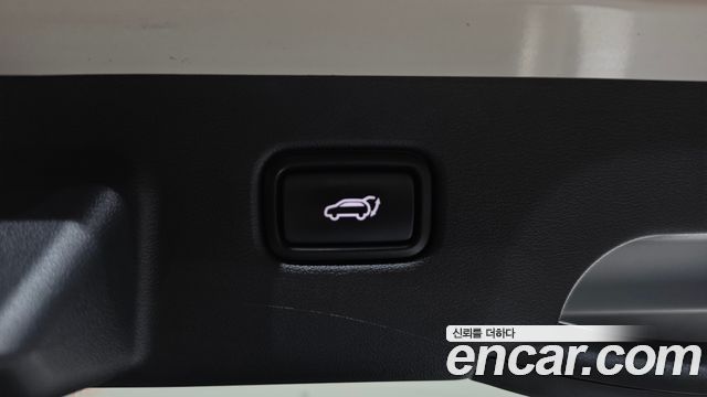 Kia EV6 2023 — photo 22