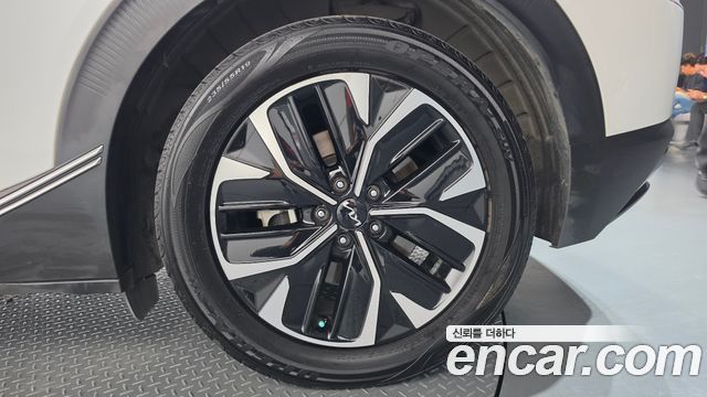 Kia EV6 2023 — photo 7