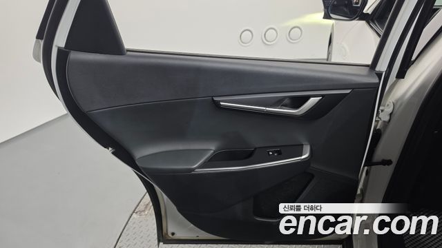 Kia EV6 2023 — photo 15