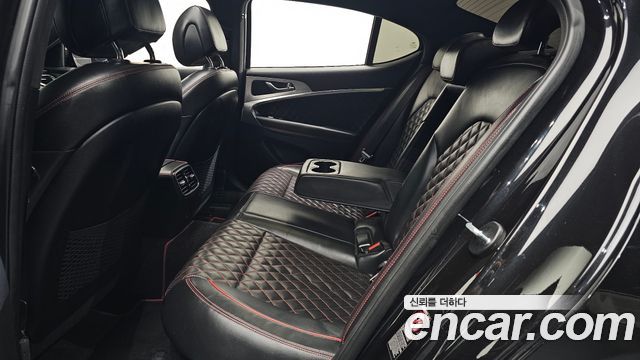Genesis G70 2018 — photo 17