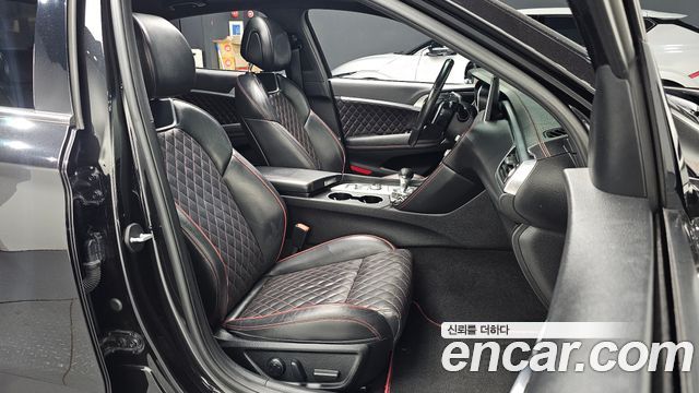 Genesis G70 2018 — photo 16