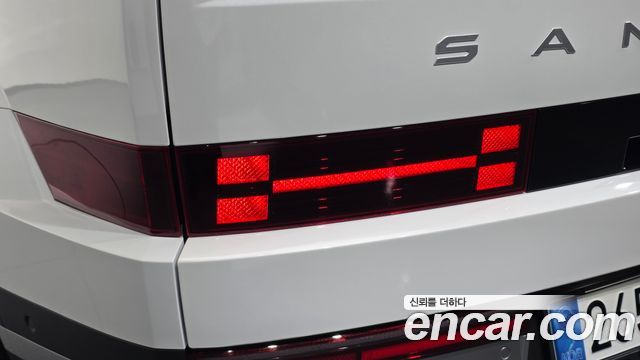 Hyundai Santafe 2025 — photo 9