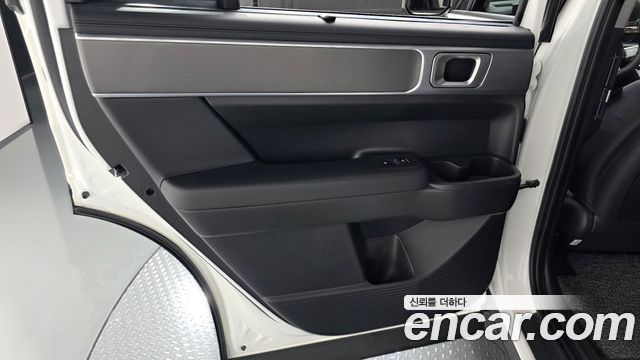Hyundai Santafe 2025 — photo 15