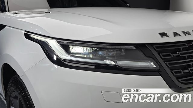 Land Rover Range Rover Velar 2026 — photo 8