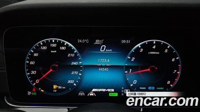 Mercedes-Benz AMG GT 2021 — photo 11