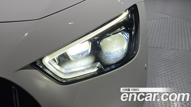 Mercedes-Benz AMG GT 2021 — photo 8