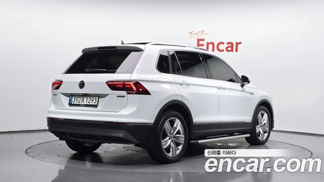 Volkswagen Tiguan 2020 — photo 2