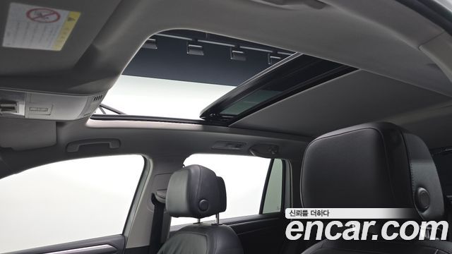 Volkswagen Tiguan 2020 — photo 25