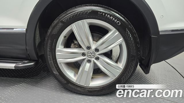 Volkswagen Tiguan 2020 — photo 7