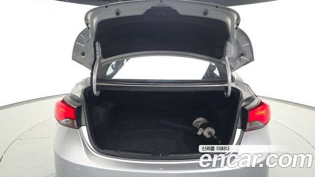 Hyundai AVANTE 2015 — photo 20