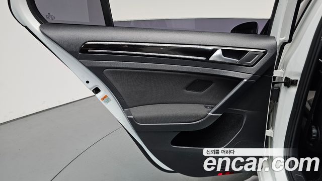 Volkswagen Golf 2014 — photo 15