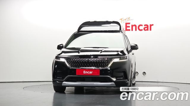 Kia Canival 2023 — photo 3