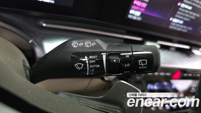 Kia Canival 2023 — photo 27