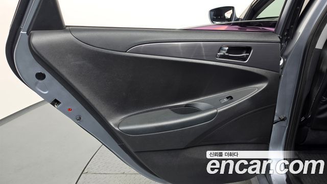 Hyundai Sonata 2015 — photo 15