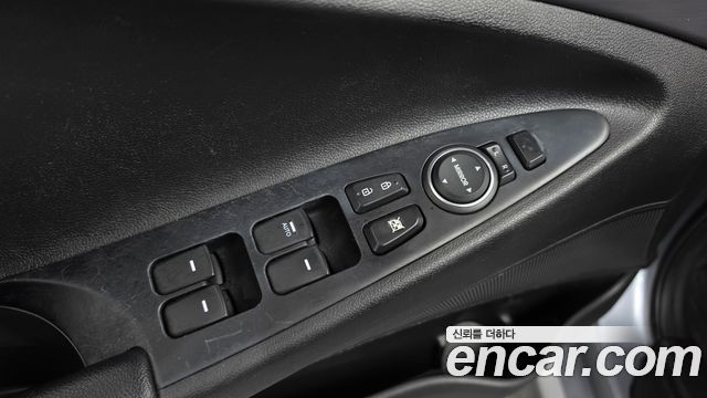 Hyundai Sonata 2015 — photo 29