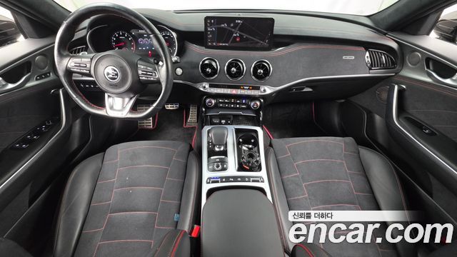 Kia Stinger 2021 — photo 10