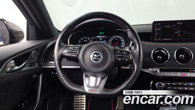 Kia Stinger 2021 — photo 19