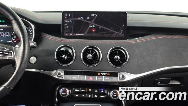 Kia Stinger 2021 — photo 20
