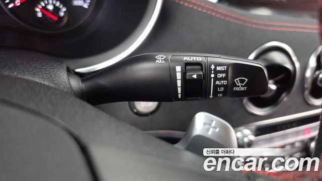 Kia Stinger 2021 — photo 27
