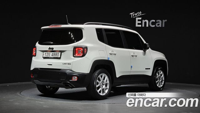 Jeep Renegade 2019 — photo 2