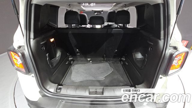 Jeep Renegade 2019 — photo 16