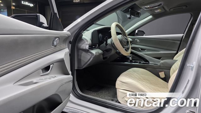Hyundai AVANTE 2025 — photo 10
