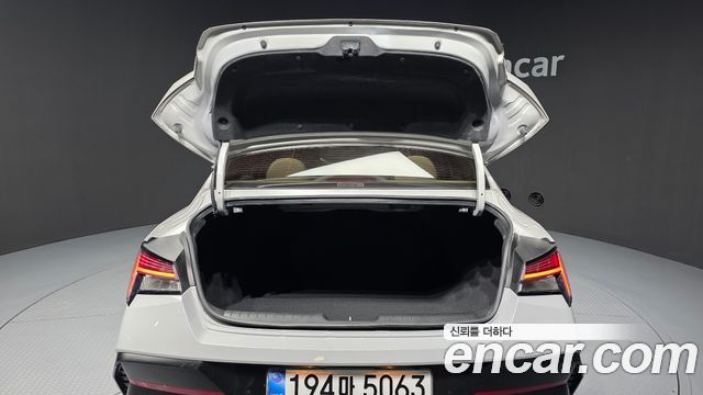 Hyundai AVANTE 2025 — photo 20