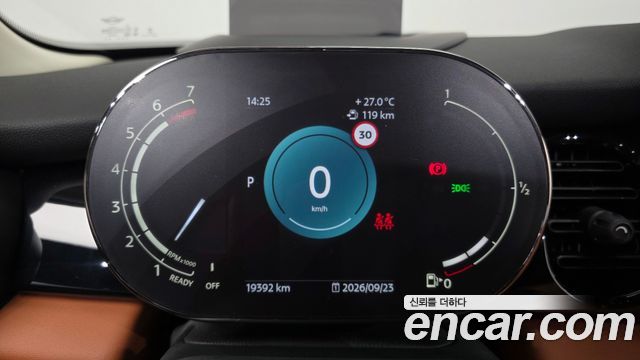 Mini Cooper 2024 — photo 11