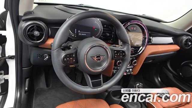 Mini Cooper 2024 — photo 19
