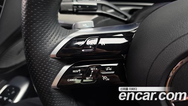 Mercedes-Benz C-Class 2024 — photo 33