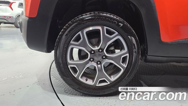 Jeep Renegade 2016 — photo 5