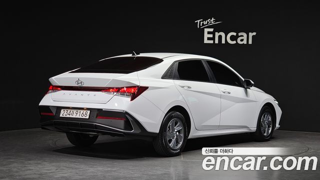 Hyundai AVANTE 2024 — photo 2