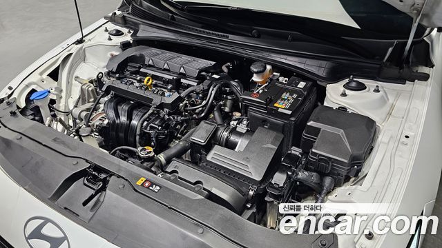 Hyundai AVANTE 2024 — photo 6