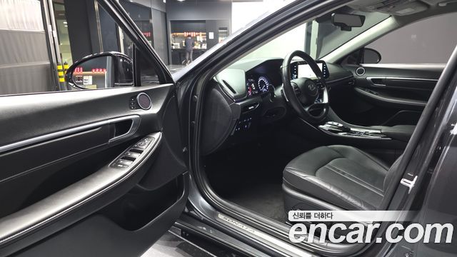 Hyundai Sonata 2023 — photo 13