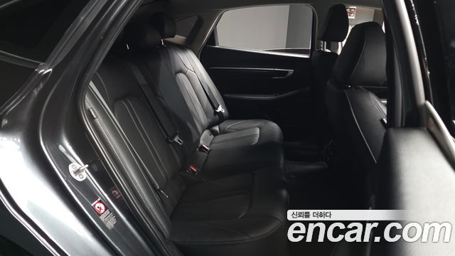 Hyundai Sonata 2023 — photo 18