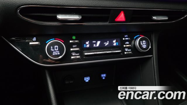 Hyundai Sonata 2023 — photo 23