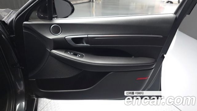 Hyundai Sonata 2023 — photo 14
