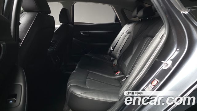 Hyundai Sonata 2023 — photo 16